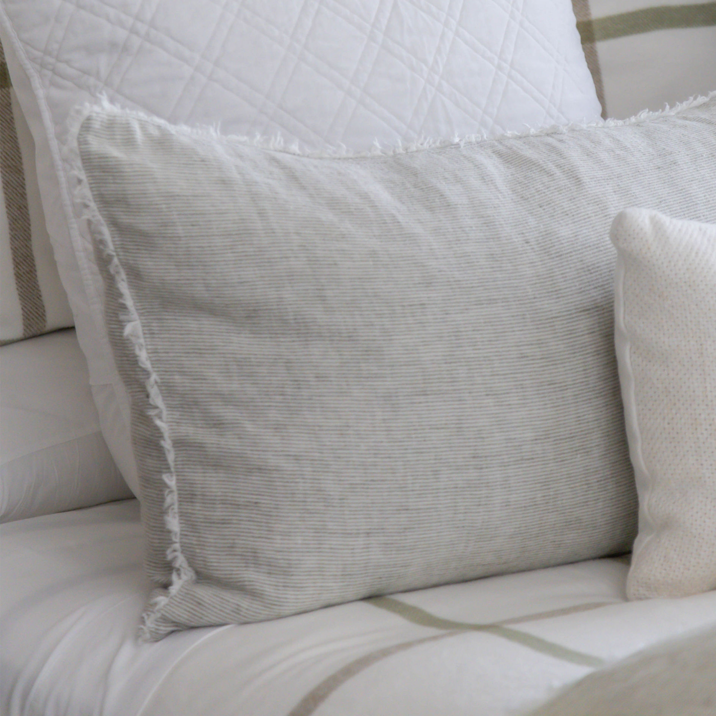 Logan | Decorative Pillow