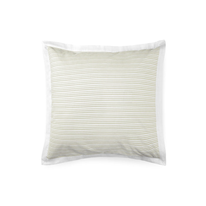 Photo of the Luna Euro Sham ensemble.