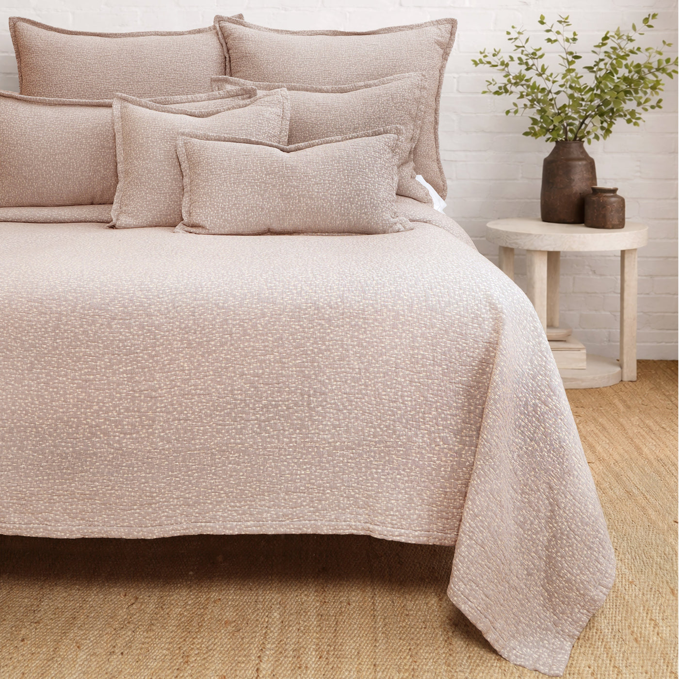 Malibu Matelassé | Coverlet
