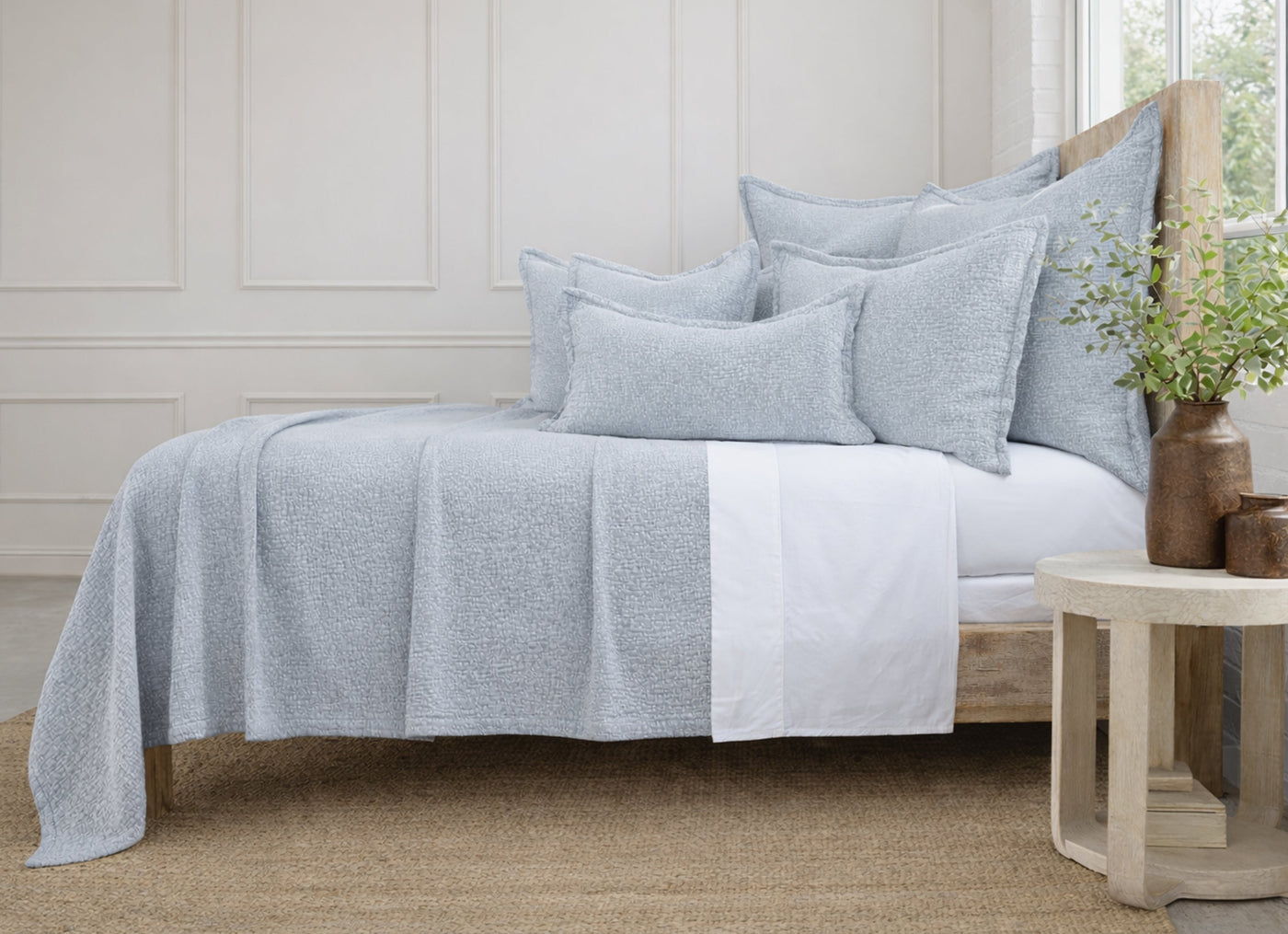 Malibu Matelassé | Coverlet