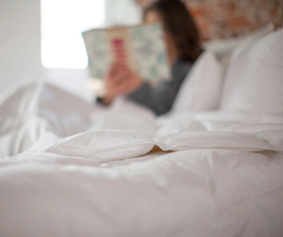 Mariposa Lightweight | Hypodown Comforter