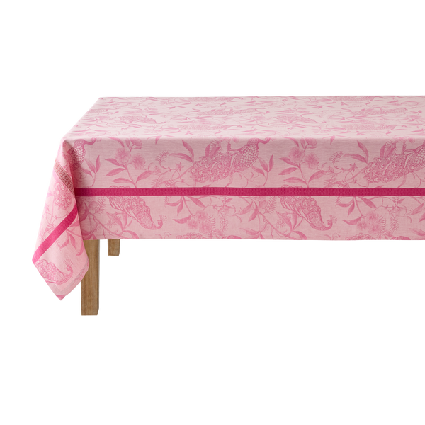 Photo of the À L'Orangerie | Tablecloth ensemble.