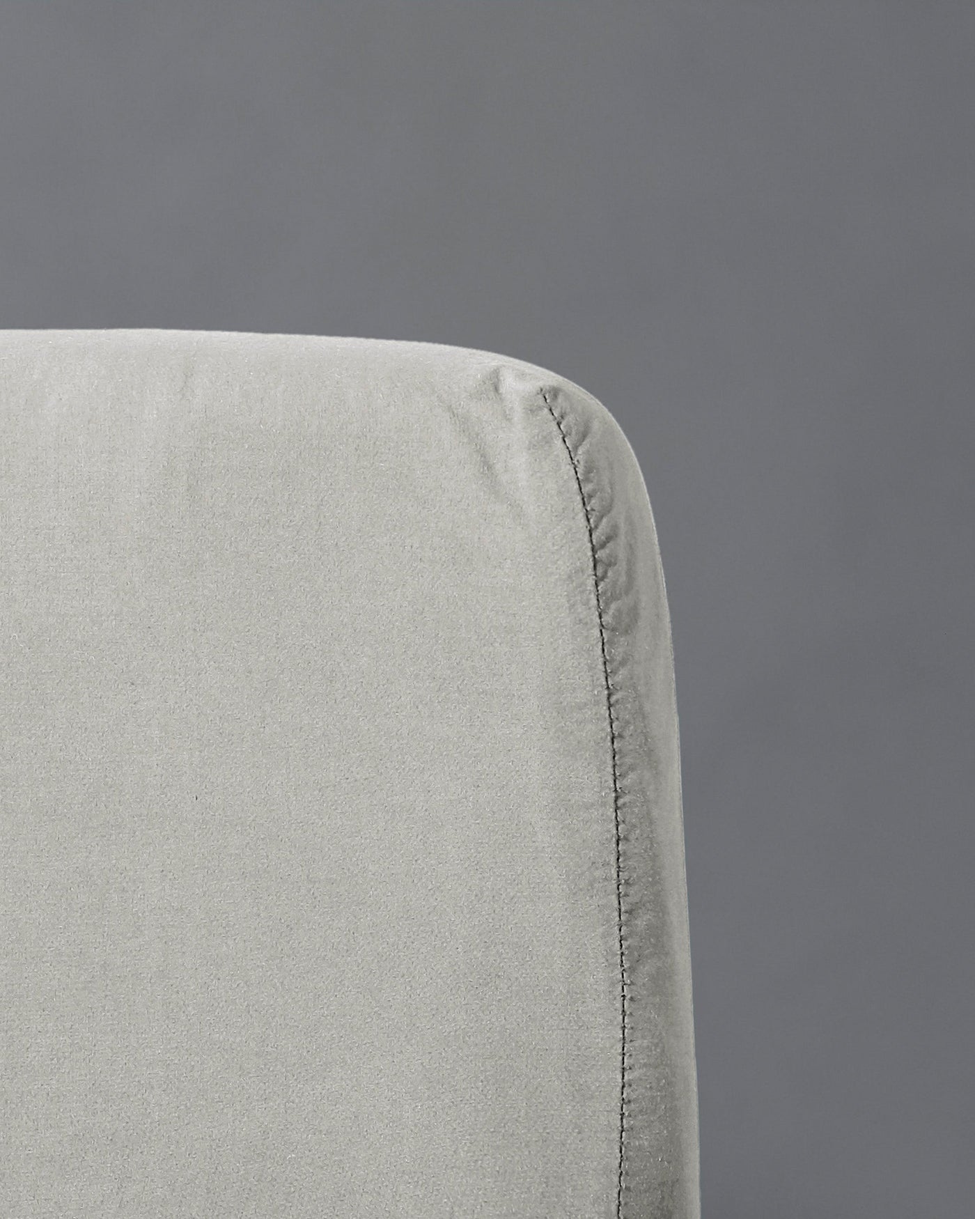 Close-up of Society Limonta Nite fitted sheet corner seam in silver-grey linen.