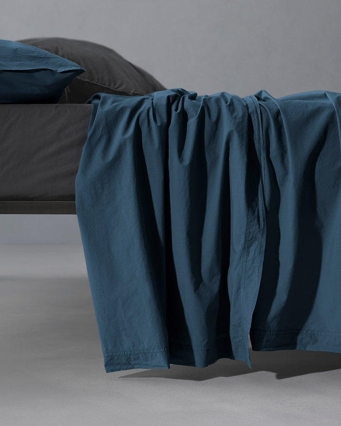Photo of the Nite | Flat Sheet ensemble.