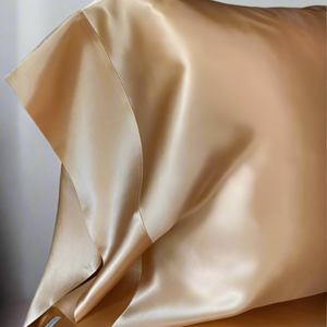 Photo of the Classic Silk Pillowcase ensemble.