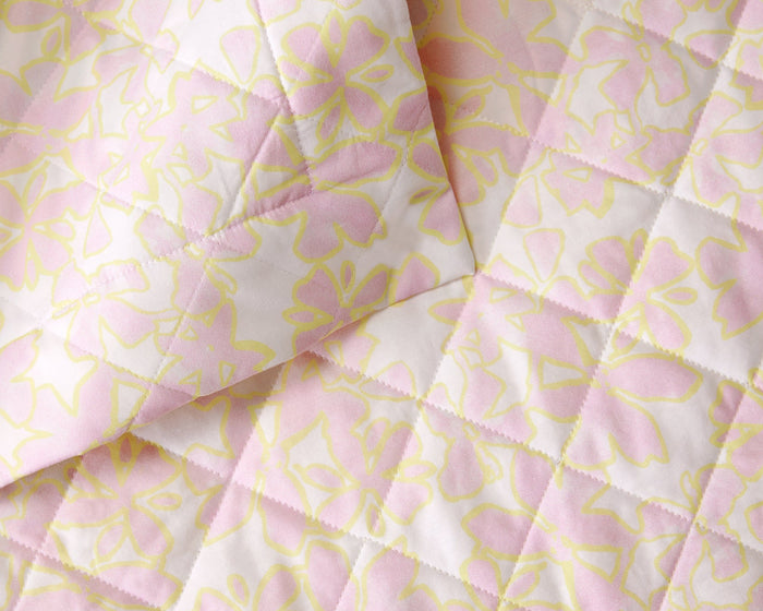 Photo of the Prato | Quilt ensemble.