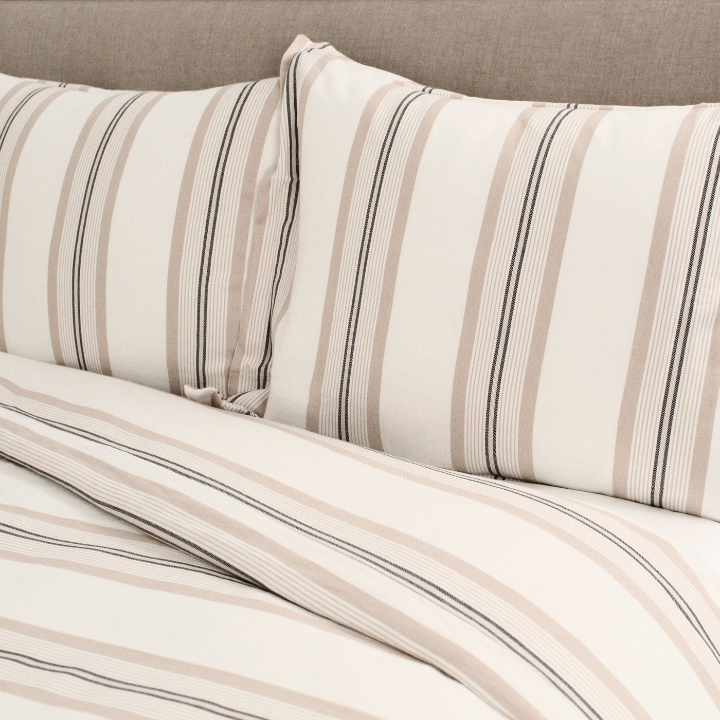 Ann Gish Beach Stripe Duvet Set (3)