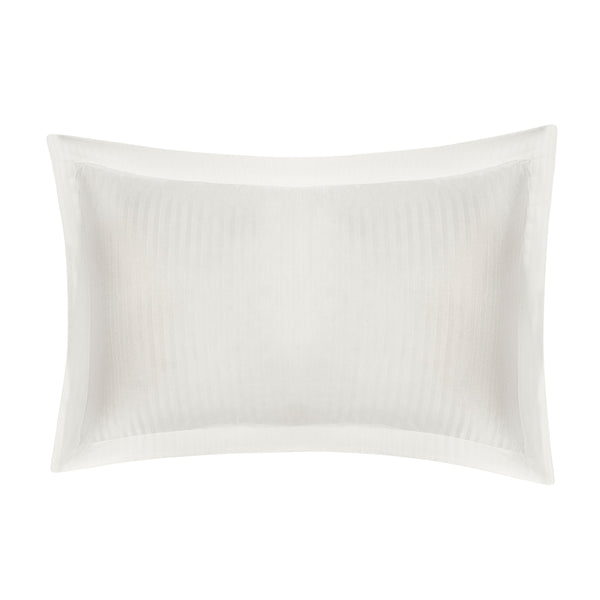 Photo of the Raj | Pillow Sham Set ensemble.