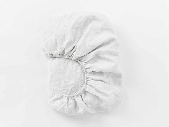 Photo of the Relaxed Linen | Fitted Sheet ensemble.