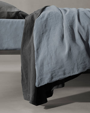 Photo of the Rem | Duvet Cover ensemble.
