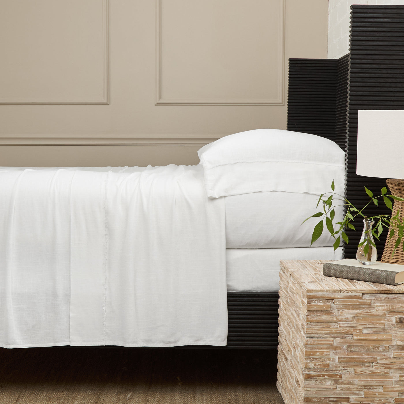 Remi | Sheet Set