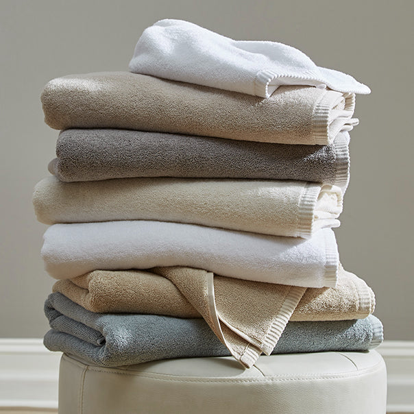 Home Treasures Riviera Bath Mat