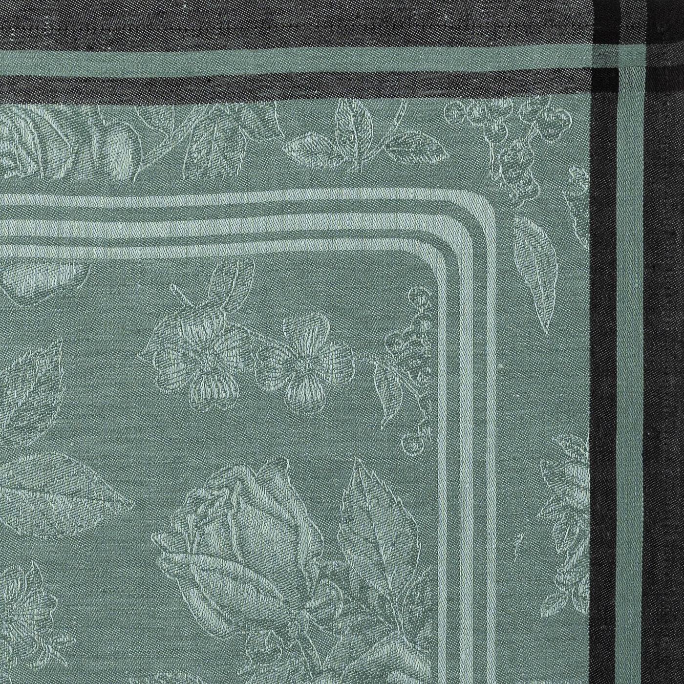Romance | Table Runner