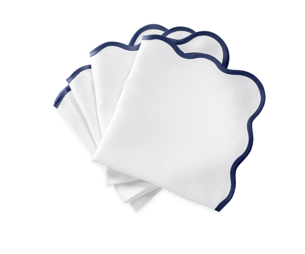Photo of the Scallop Edge | Napkin Set ensemble.