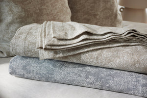 Photo of the Bellini Cover | Decorative Pillow ensemble.