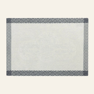 Photo of the Évasion Céleste | Placemat Set ensemble.