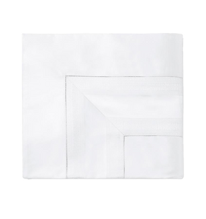 Photo of the Capri | Flat Sheet ensemble.