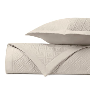 Photo of the Troy | Quilted Swatch ensemble.