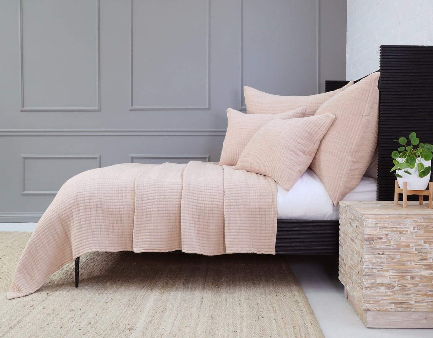 Vancouver | Coverlet