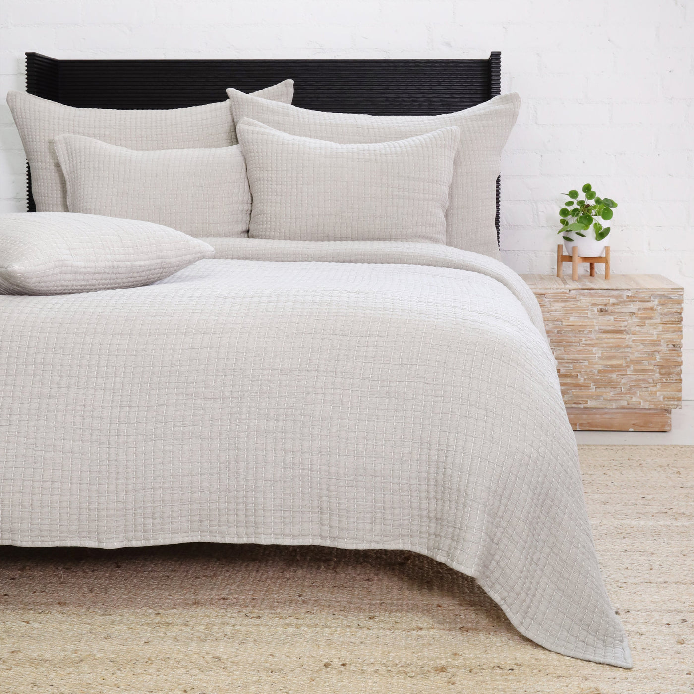 Vancouver | Coverlet
