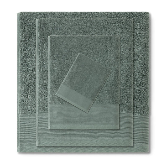 Photo of the Viana | Hand Towel ensemble.