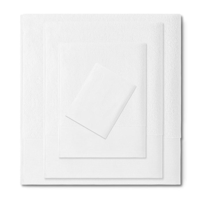 Photo of the Viana Towel ensemble.