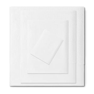 Photo of the Viana Towel ensemble.