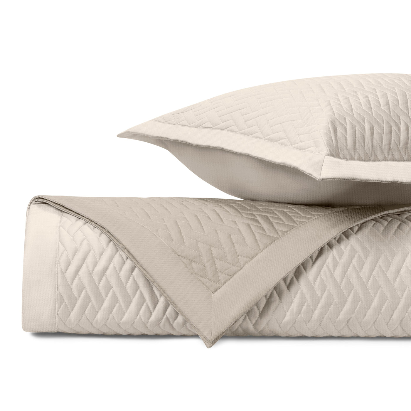 Ara | Quilted Coverlet Set