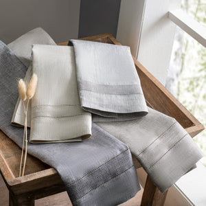 Photo of the Yves | Hand Towel ensemble.