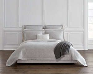 Photo of the Veroli | Euro Pillow Sham ensemble.