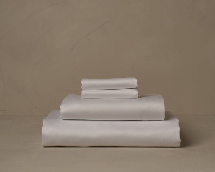 Photo of the Giza Reserve Sateen | Sheet Set ensemble.