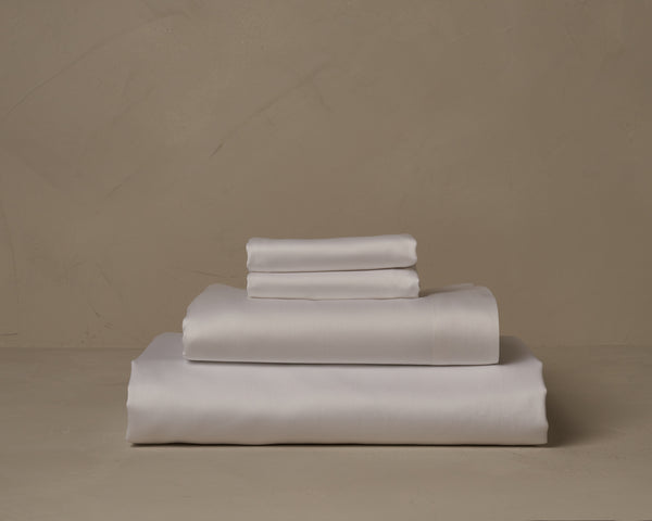 Photo of the Giza Reserve Sateen | Sheet Set ensemble.