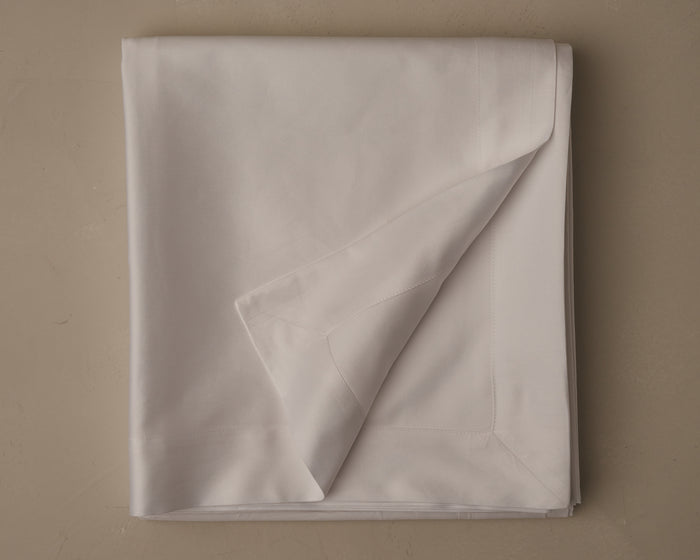 Photo of the Sea Island Sateen | Flat Sheet ensemble.