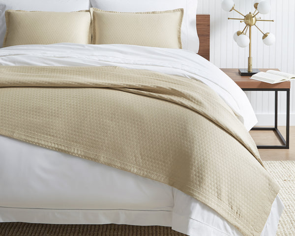 Photo of the Favo | Euro Pillow Sham ensemble.