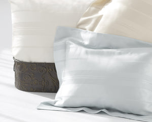 Photo of the Lucca | Fitted Sheet ensemble.