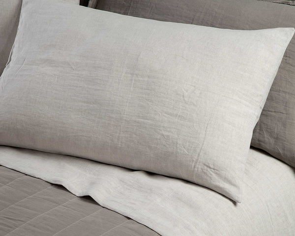 Photo of the Marea | Duvet Cover ensemble.