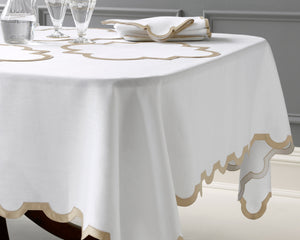 Photo of the Mirasol Table Linens | Placemat, Set of 4 ensemble.