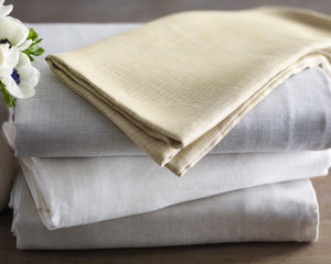 Photo of the Oxford | Fitted Sheet ensemble.