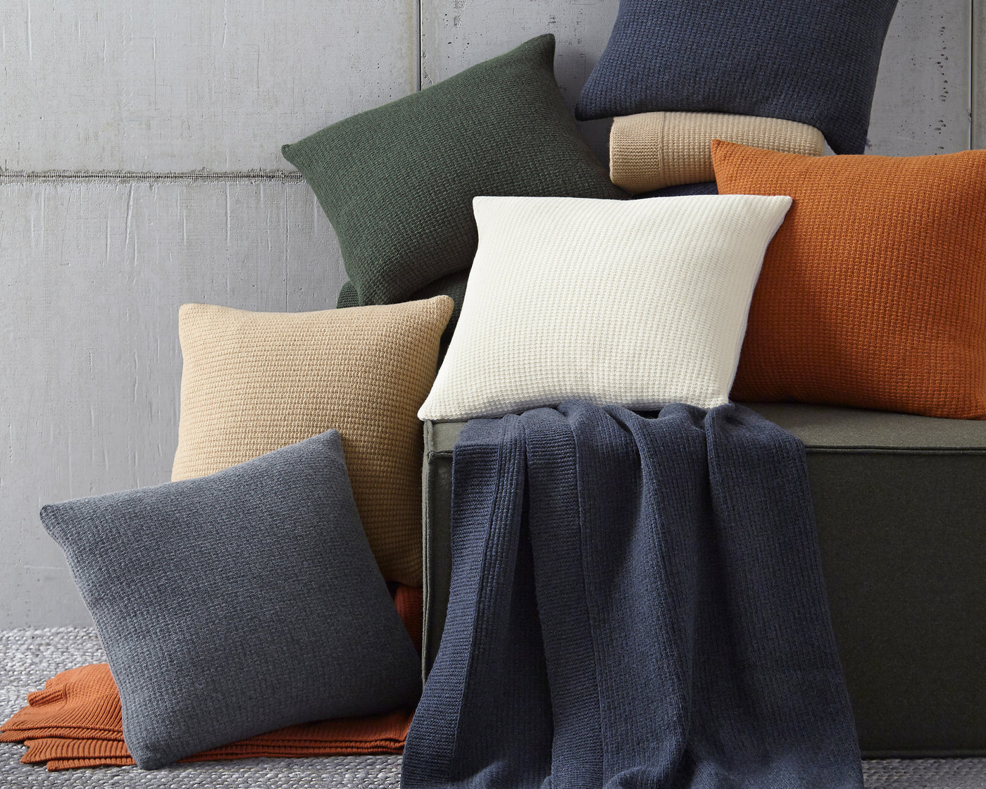 Pettra | Decorative Pillow