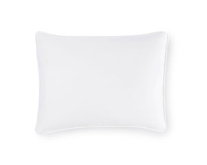 Photo of the Sateen Pillow Protector ensemble.